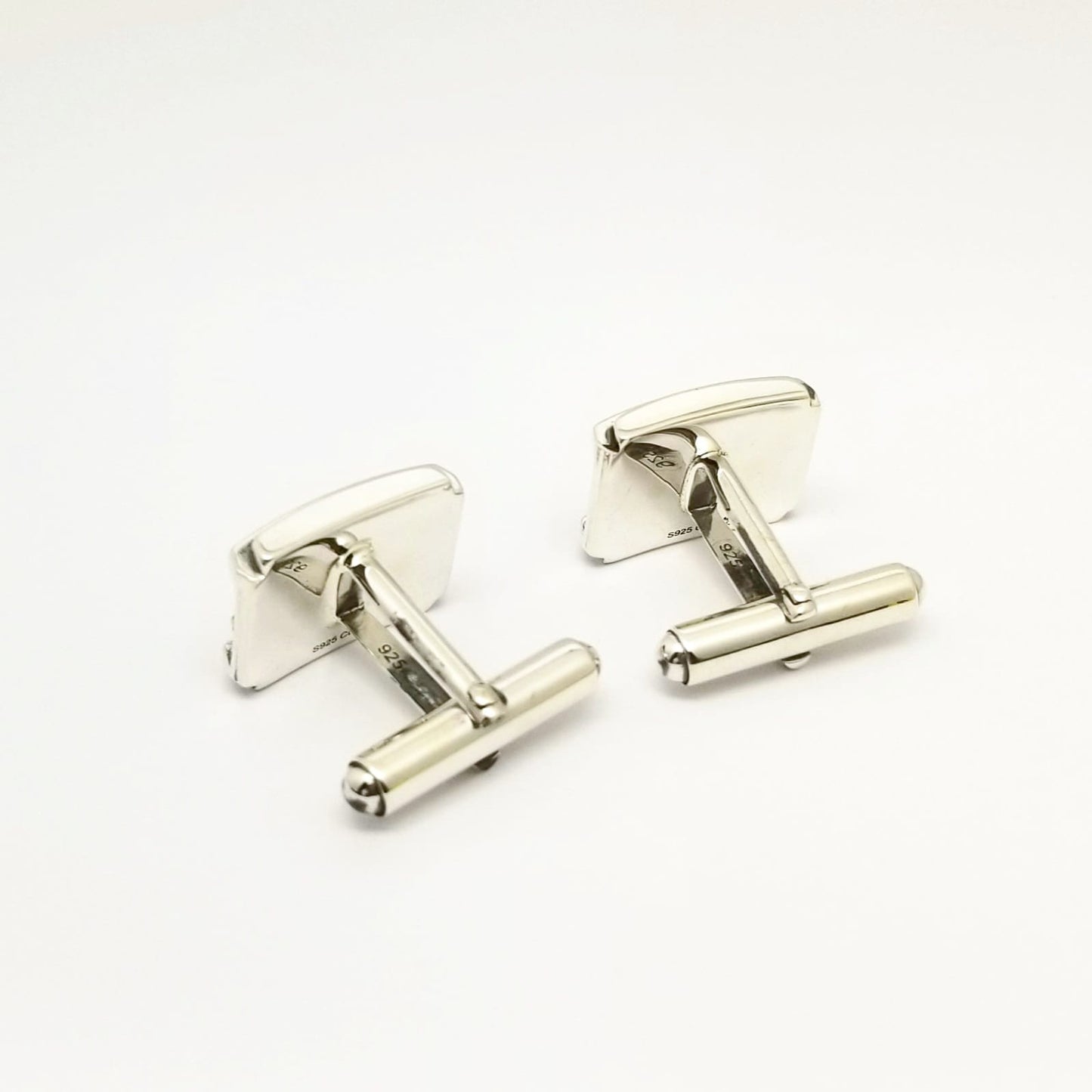 WINGED LION CUFFLINK