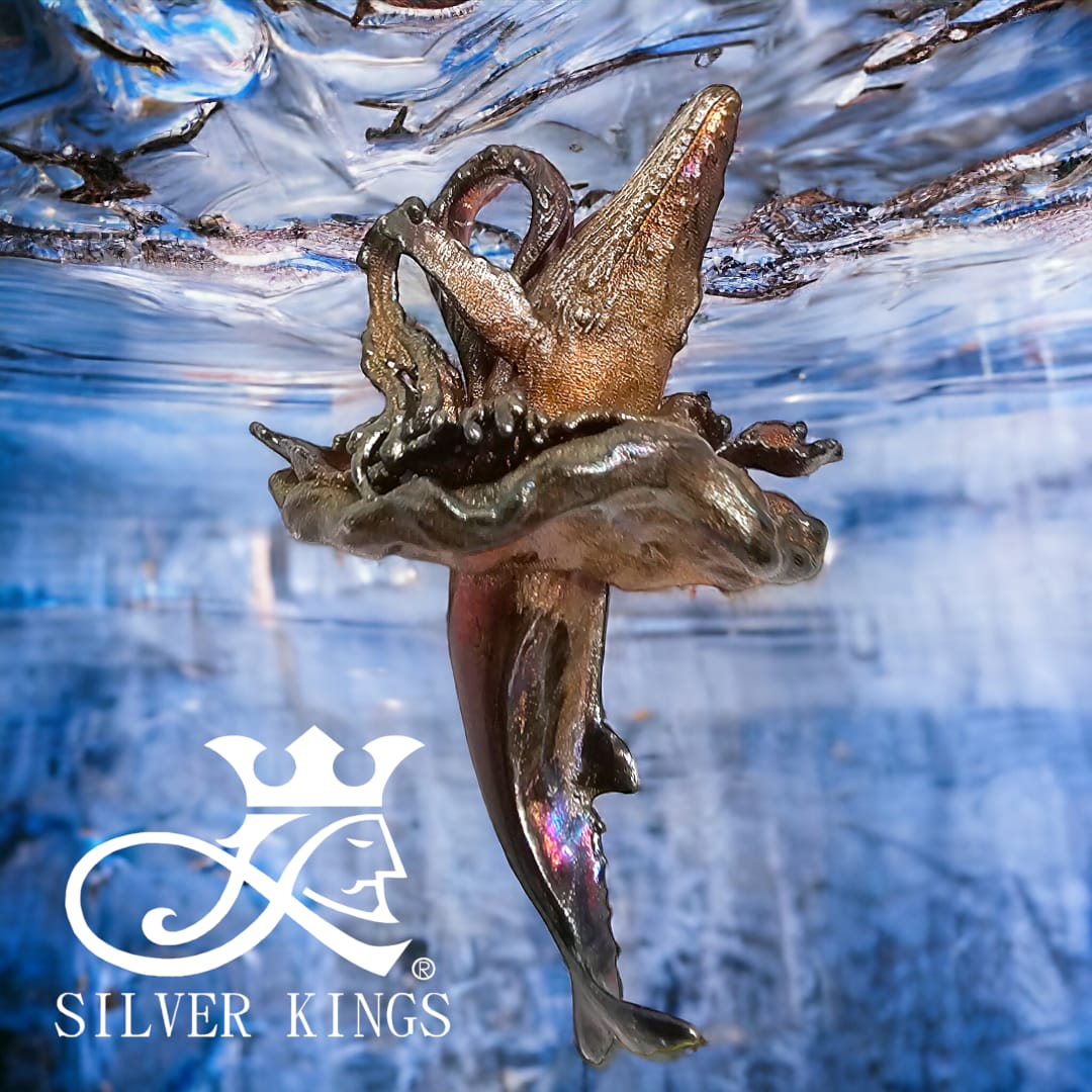 Whale Pendant with chain