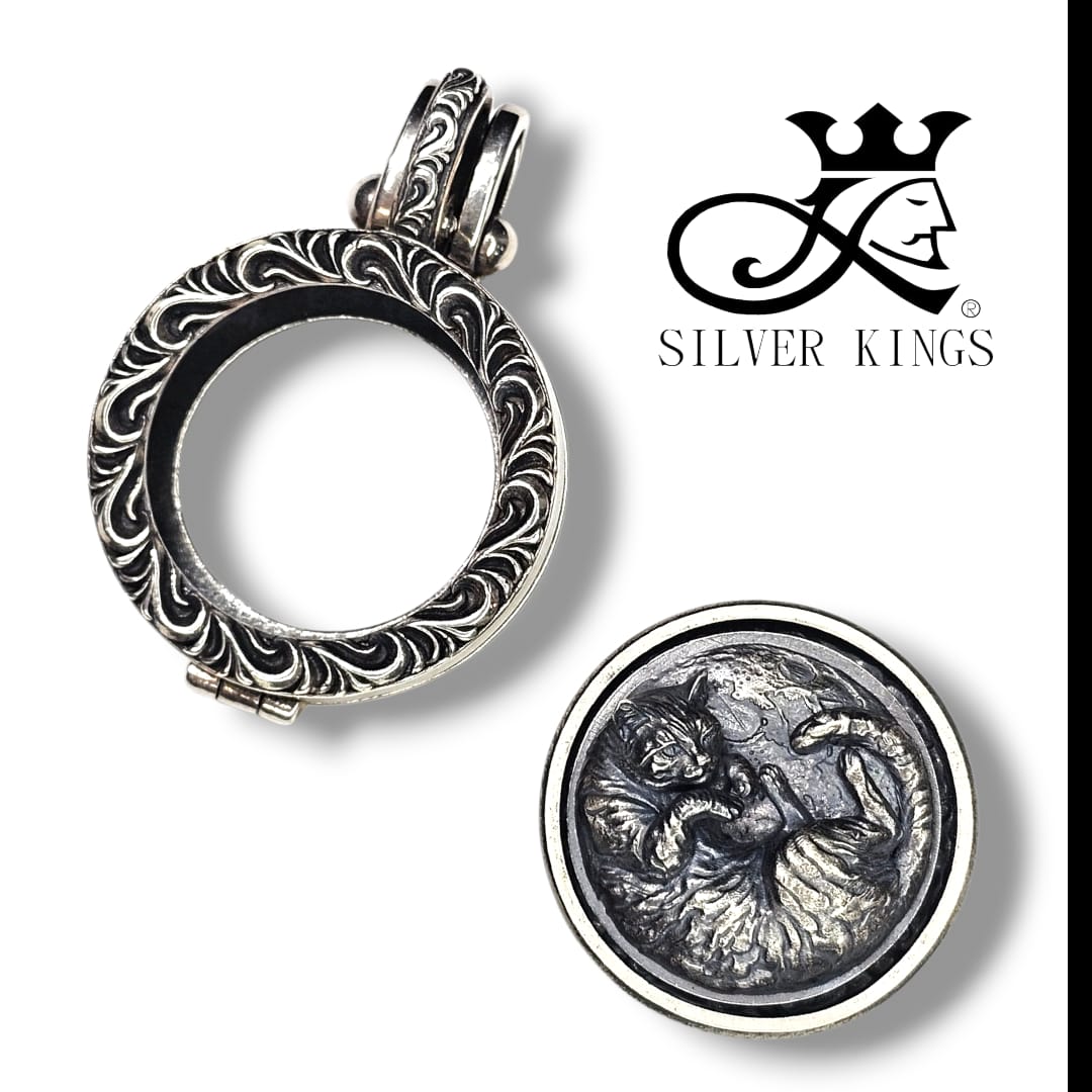 Moonlight Cat Pendant Infinity