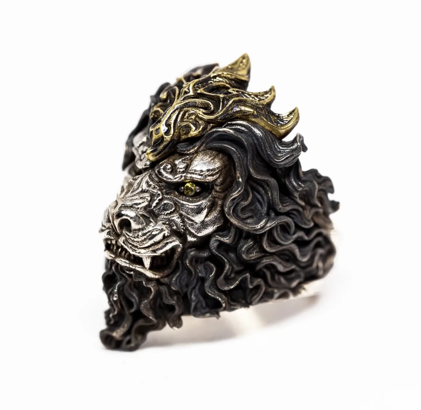 BLACK LION RING