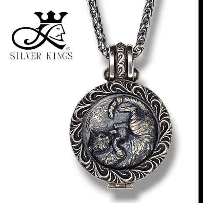 Moonlight Cat Pendant Infinity