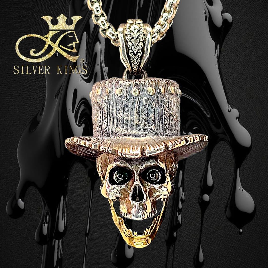 Skull Pendant with chain