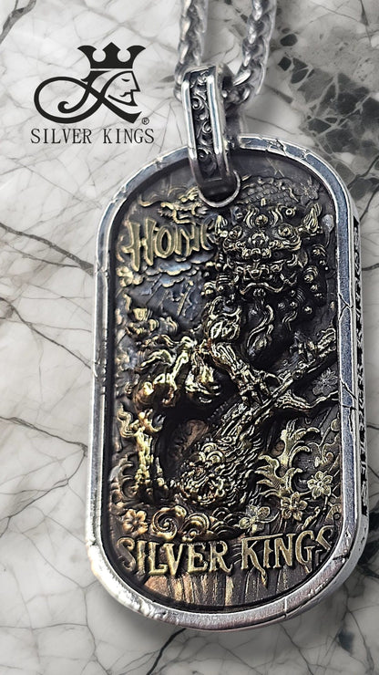 Lion Sight Pendant with Chain)