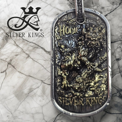Lion Sight Pendant with Chain)