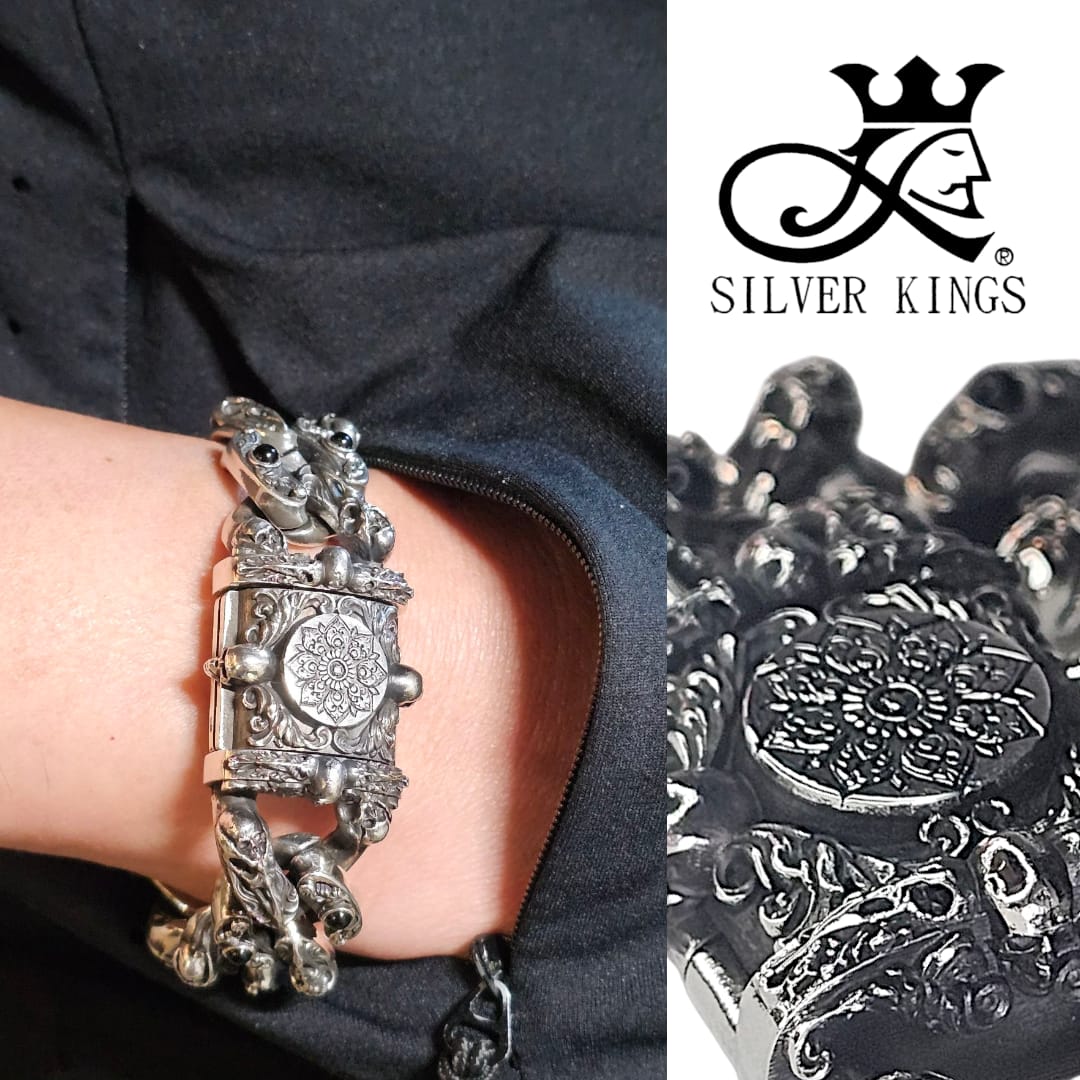 Silver Black Lotus 'Agate'  Bracelet