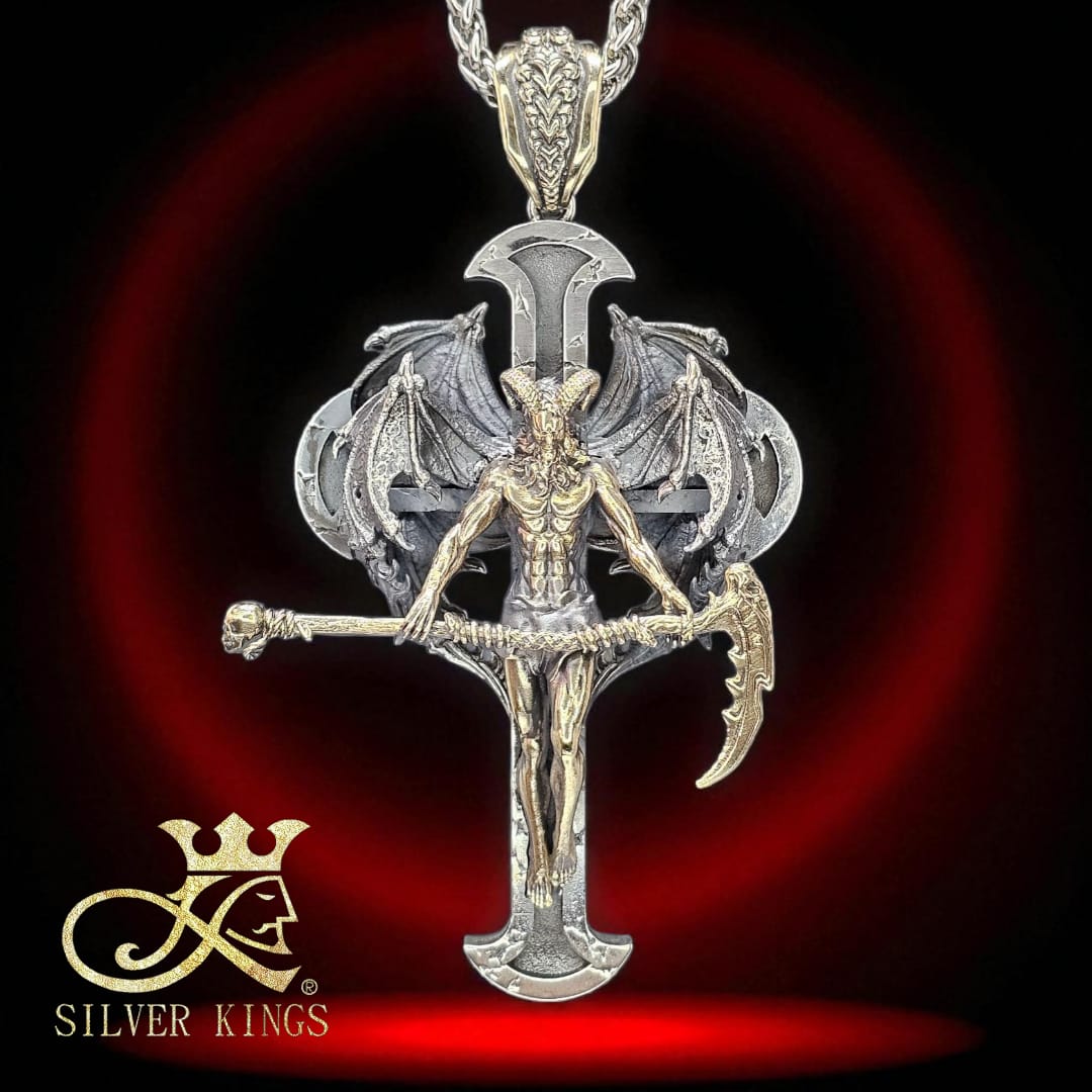 Seraph Pendant with chain