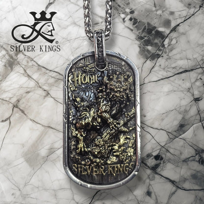 Lion Sight Pendant with Chain)